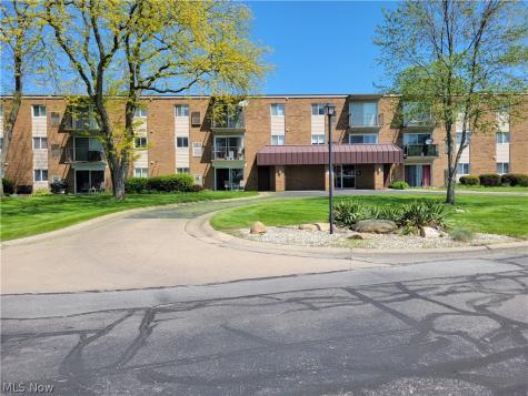 1305 S Lake Wilmer Drive Sandusky OH 44870