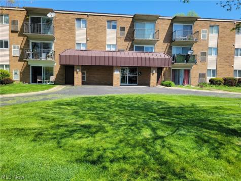 1305 S Lake Wilmer Drive Sandusky OH 44870