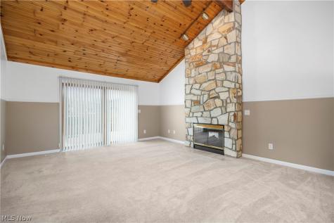 4559 Oakhill Boulevard Lorain OH 44053