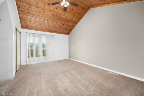 4559 Oakhill Boulevard Lorain OH 44053