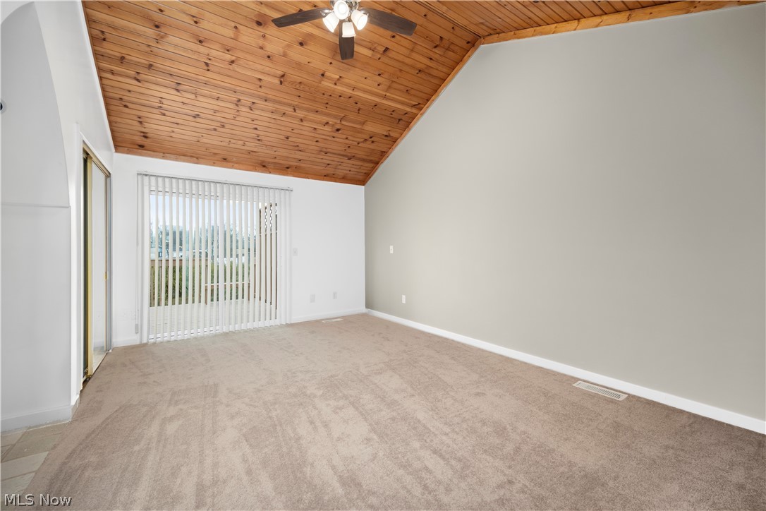 4559 Oakhill Boulevard Lorain OH 44053