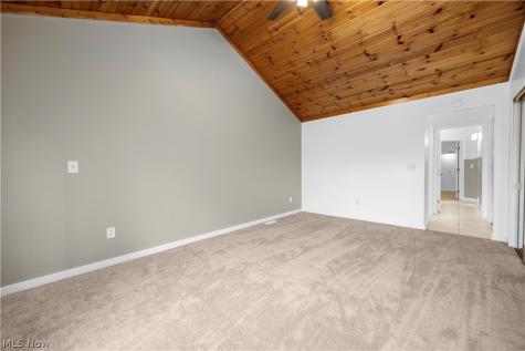 4559 Oakhill Boulevard Lorain OH 44053