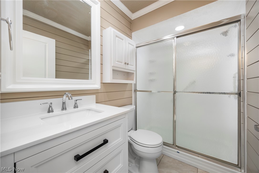 4559 Oakhill Boulevard Lorain OH 44053
