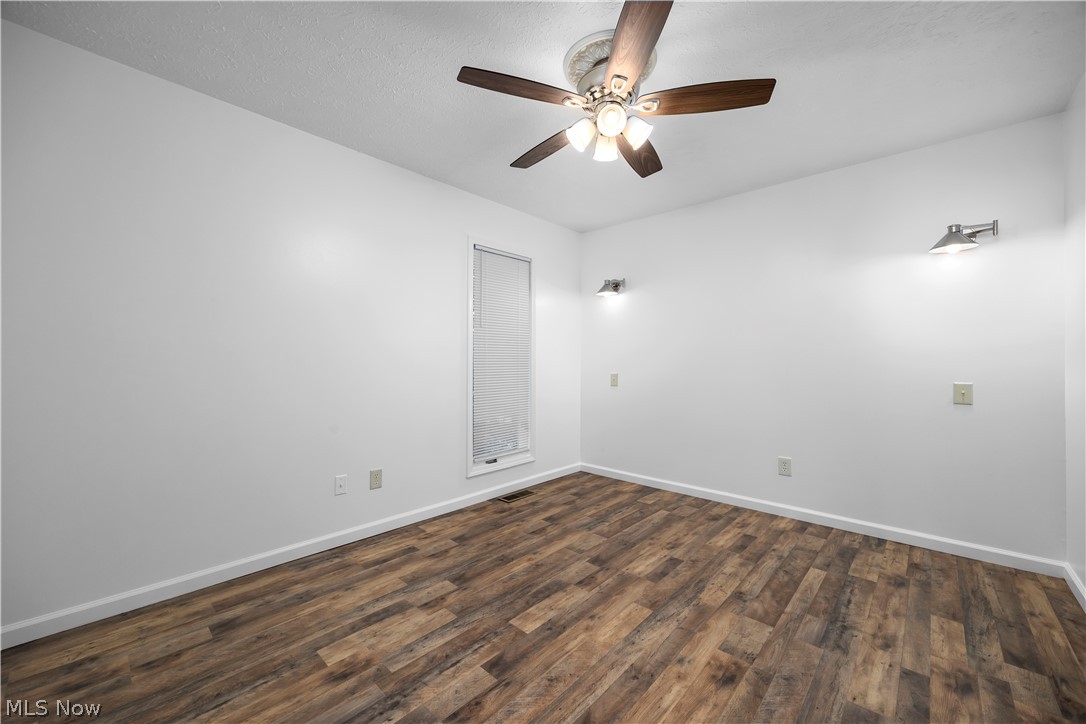 4559 Oakhill Boulevard Lorain OH 44053