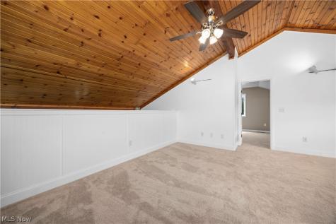 4559 Oakhill Boulevard Lorain OH 44053