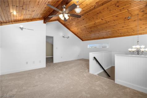 4559 Oakhill Boulevard Lorain OH 44053