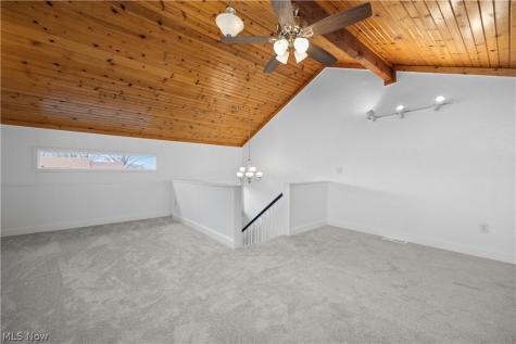 4559 Oakhill Boulevard Lorain OH 44053