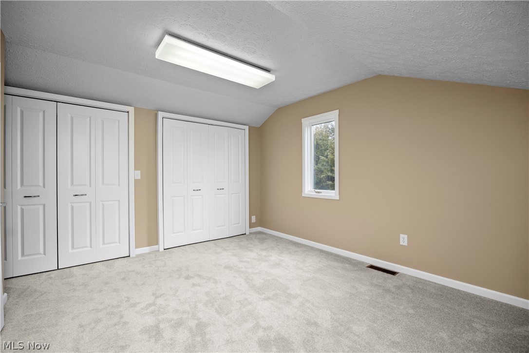 4559 Oakhill Boulevard Lorain OH 44053
