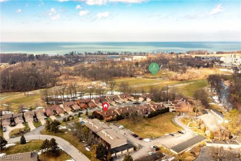4559 Oakhill Boulevard Lorain OH 44053
