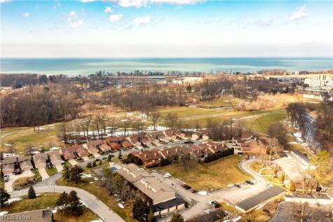 4559 Oakhill Boulevard Lorain OH 44053