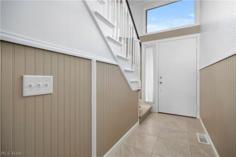 4559 Oakhill Boulevard Lorain OH 44053