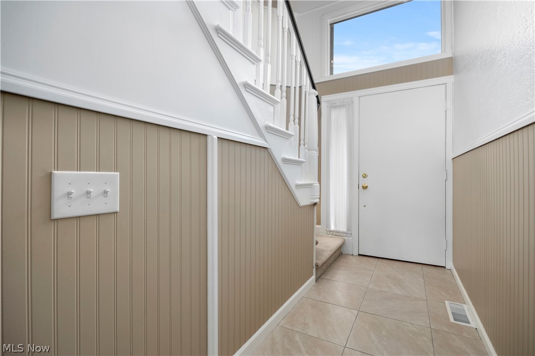4559 Oakhill Boulevard Lorain OH 44053