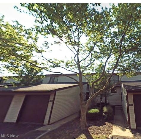 7381 Pine Ridge Court Middleburg Heights OH 44130