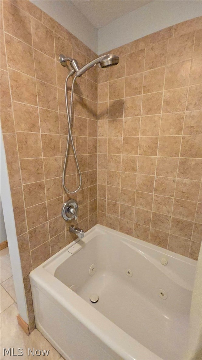 7381 Pine Ridge Court Middleburg Heights OH 44130