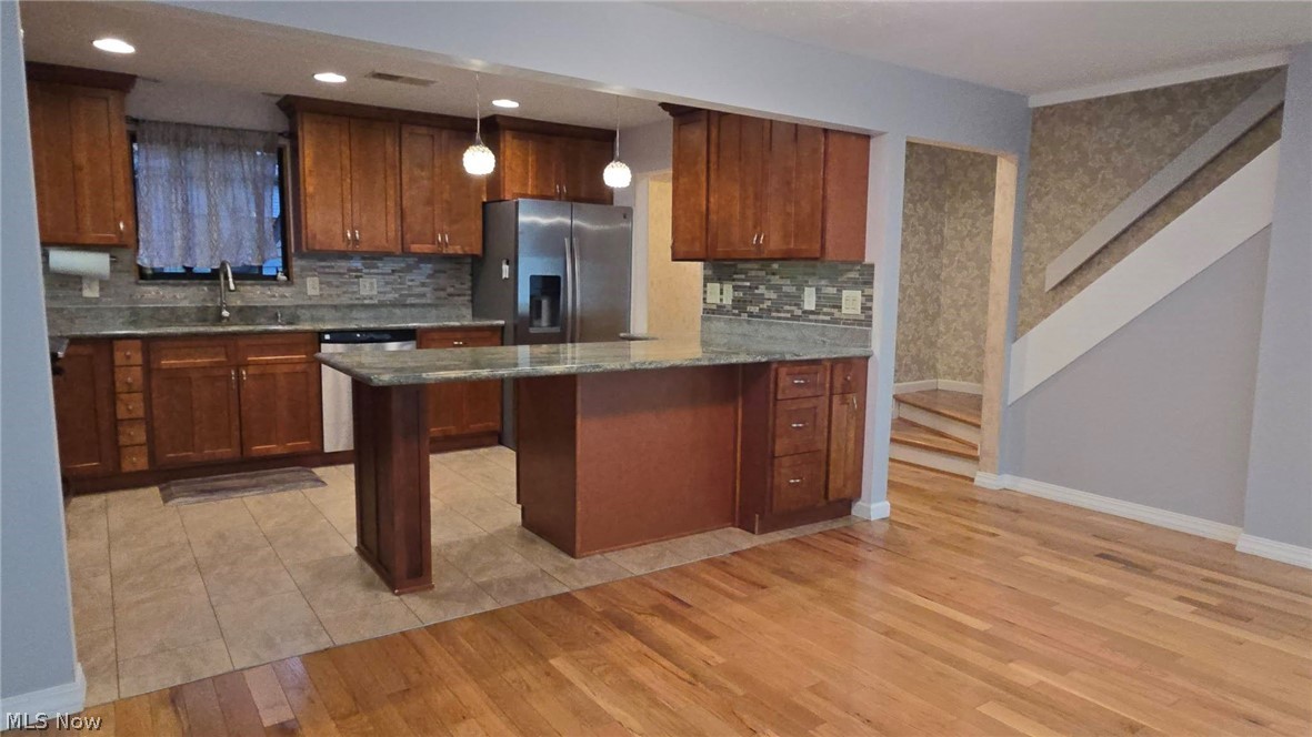 7381 Pine Ridge Court Middleburg Heights OH 44130