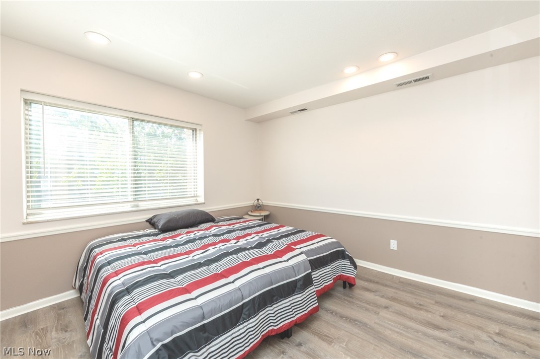 2112 Acacia Park Drive Lyndhurst OH 44124