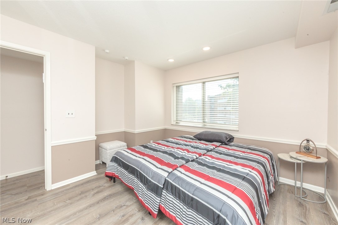 2112 Acacia Park Drive Lyndhurst OH 44124