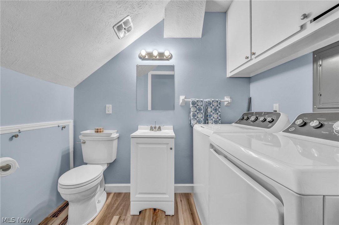 11 Meadowlawn Drive Mentor OH 44060