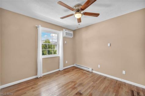 11 Meadowlawn Drive Mentor OH 44060