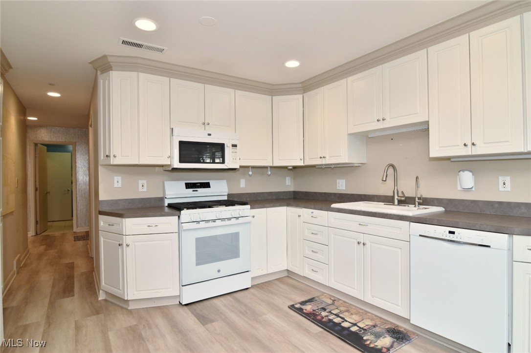 27500 Cedar Road Beachwood OH 44122