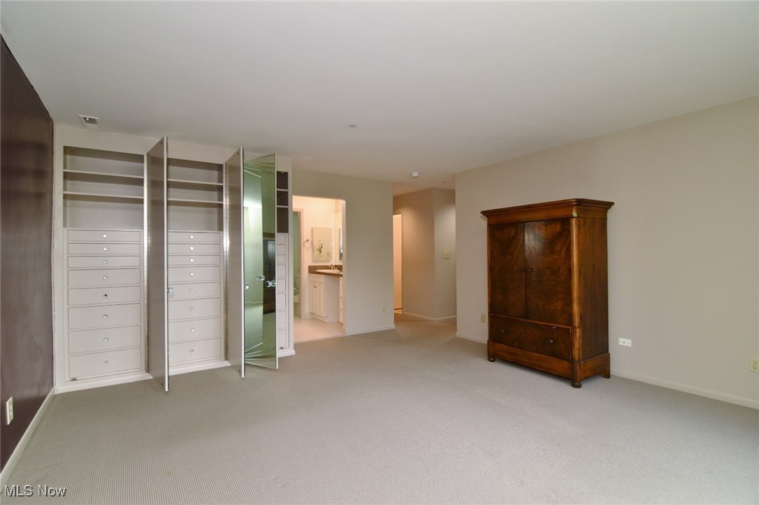 27500 Cedar Road Beachwood OH 44122