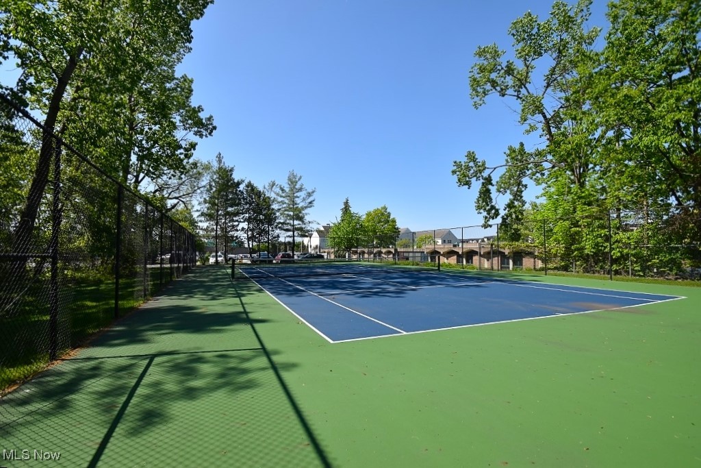 27500 Cedar Road Beachwood OH 44122