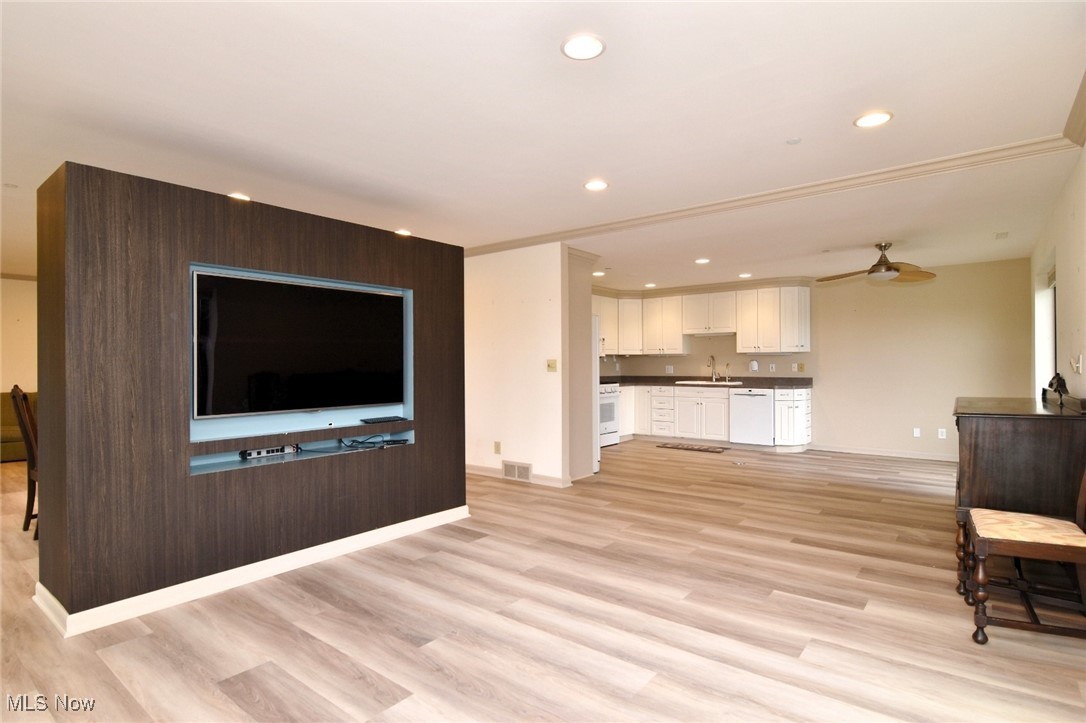 27500 Cedar Road Beachwood OH 44122