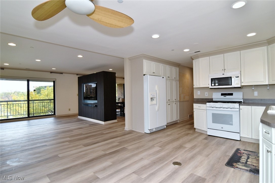 27500 Cedar Road Beachwood OH 44122