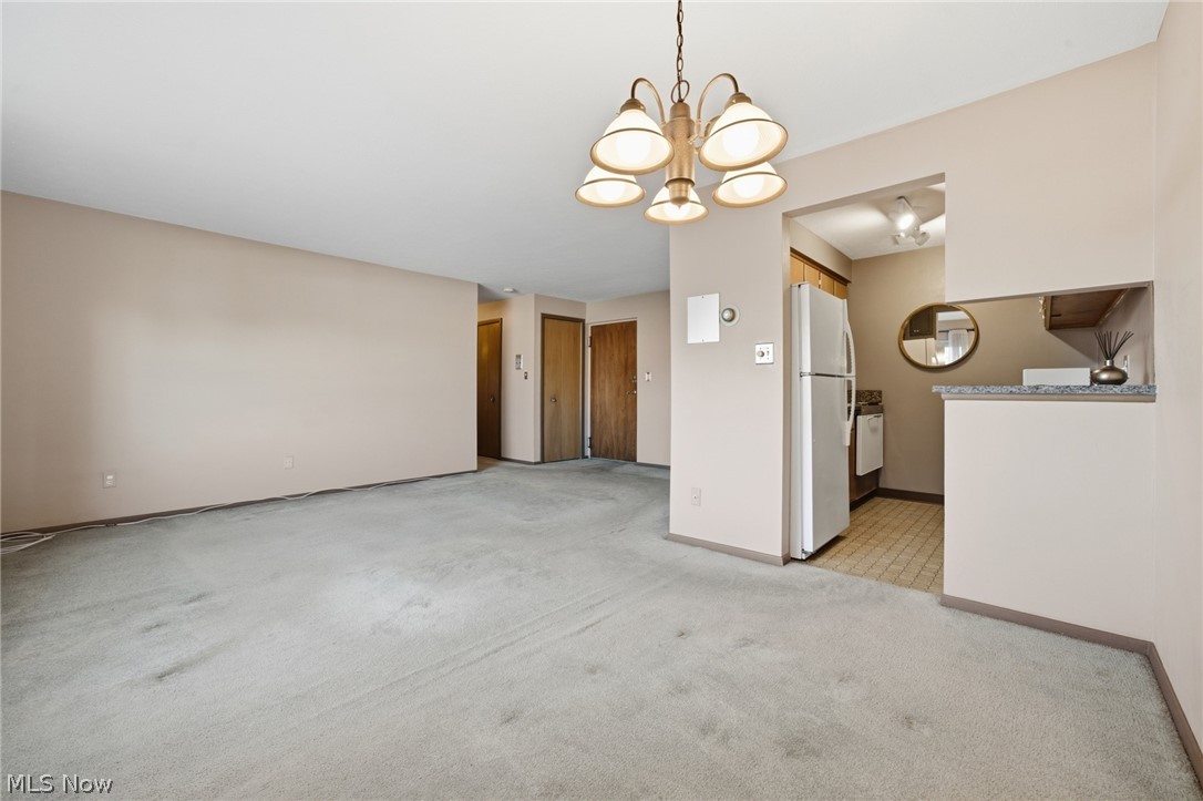 14567 Madison Avenue Lakewood OH 44107
