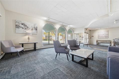 14567 Madison Avenue Lakewood OH 44107