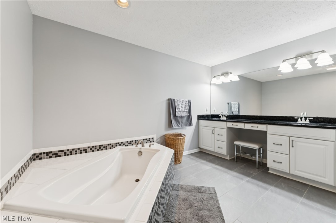 3733 E Lake Road Sheffield Lake OH 44054