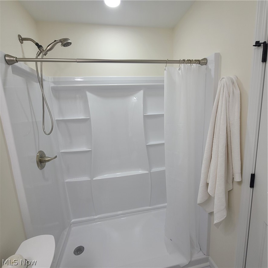 6817 Chaffee Court Brecksville OH 44141