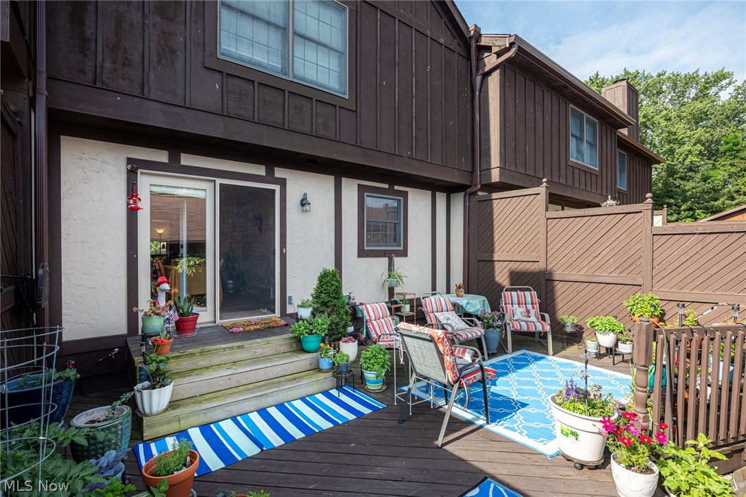 16 Acorn Lane Coshocton OH 43812