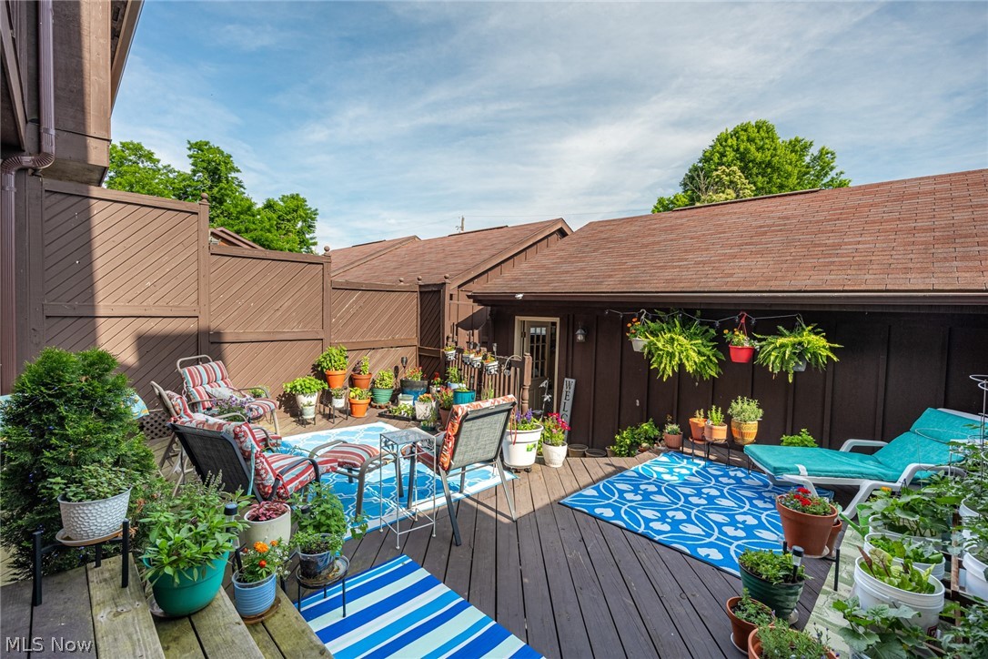 16 Acorn Lane Coshocton OH 43812