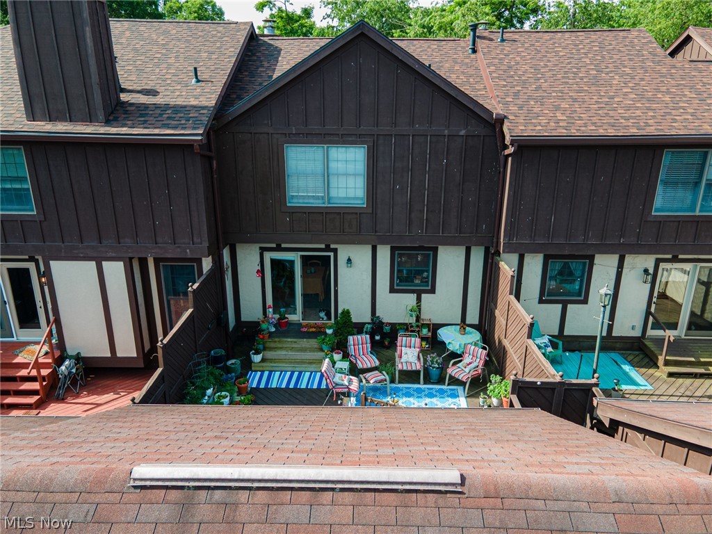 16 Acorn Lane Coshocton OH 43812