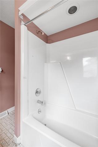 1025 Stonewood Court Westlake OH 44145