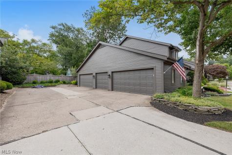 1025 Stonewood Court Westlake OH 44145