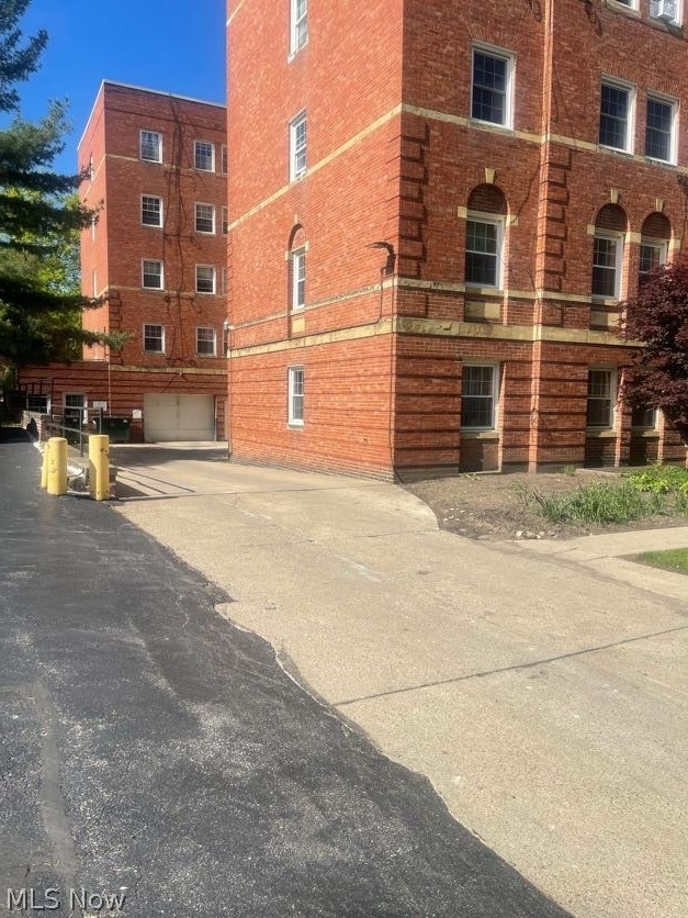 15820 Van Aken Shaker Heights OH 44120