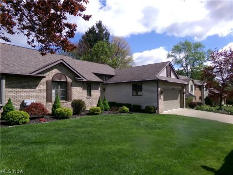4911 Pond Drive NW North Canton OH 44720