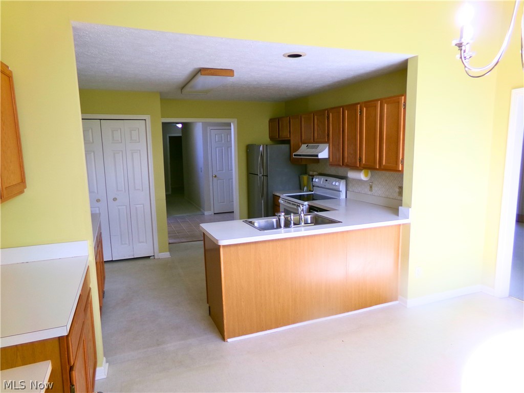 4911 Pond Drive NW North Canton OH 44720