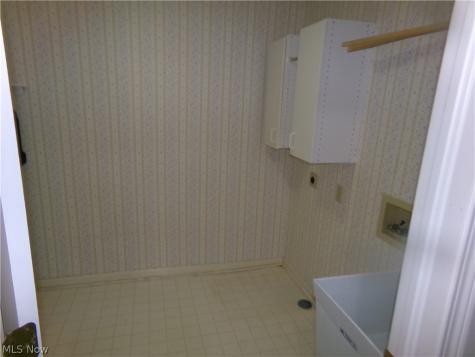 4911 Pond Drive NW North Canton OH 44720
