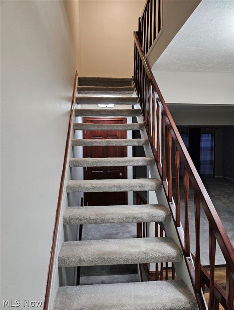569 Bartow Lane Richmond Heights OH 44143