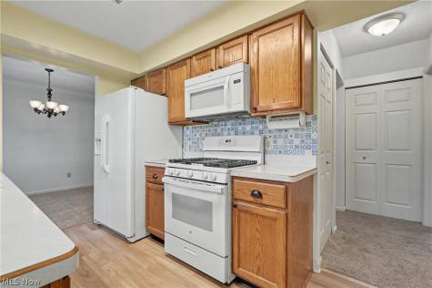 3508 E Prescott Circle Cuyahoga Falls OH 44223