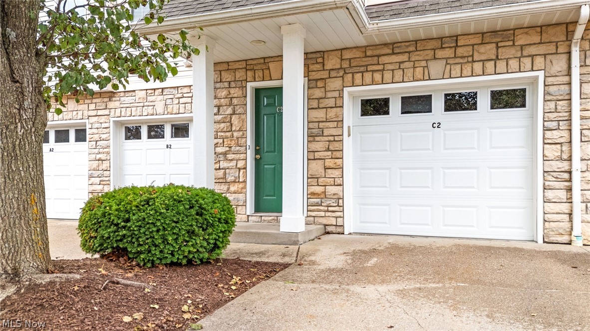 5200 Heather Field Circle Parma OH 44134
