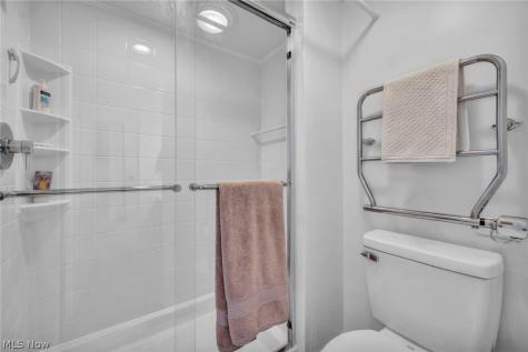410-29 Willow Circle Aurora OH 44202