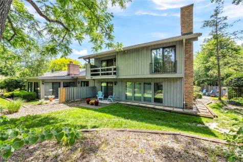 410-29 Willow Circle Aurora OH 44202