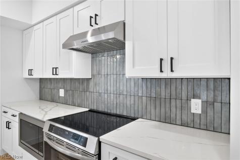 1352 W 78th Street Cleveland OH 44102