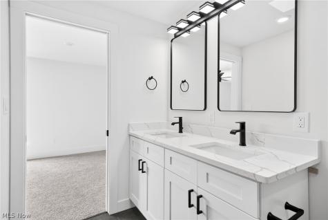 1352 W 78th Street Cleveland OH 44102