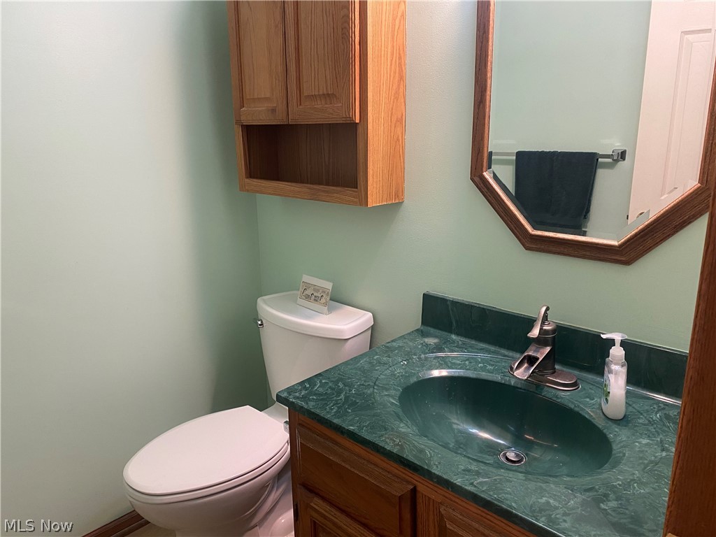 104 Waters Edge Drive Elyria OH 44035