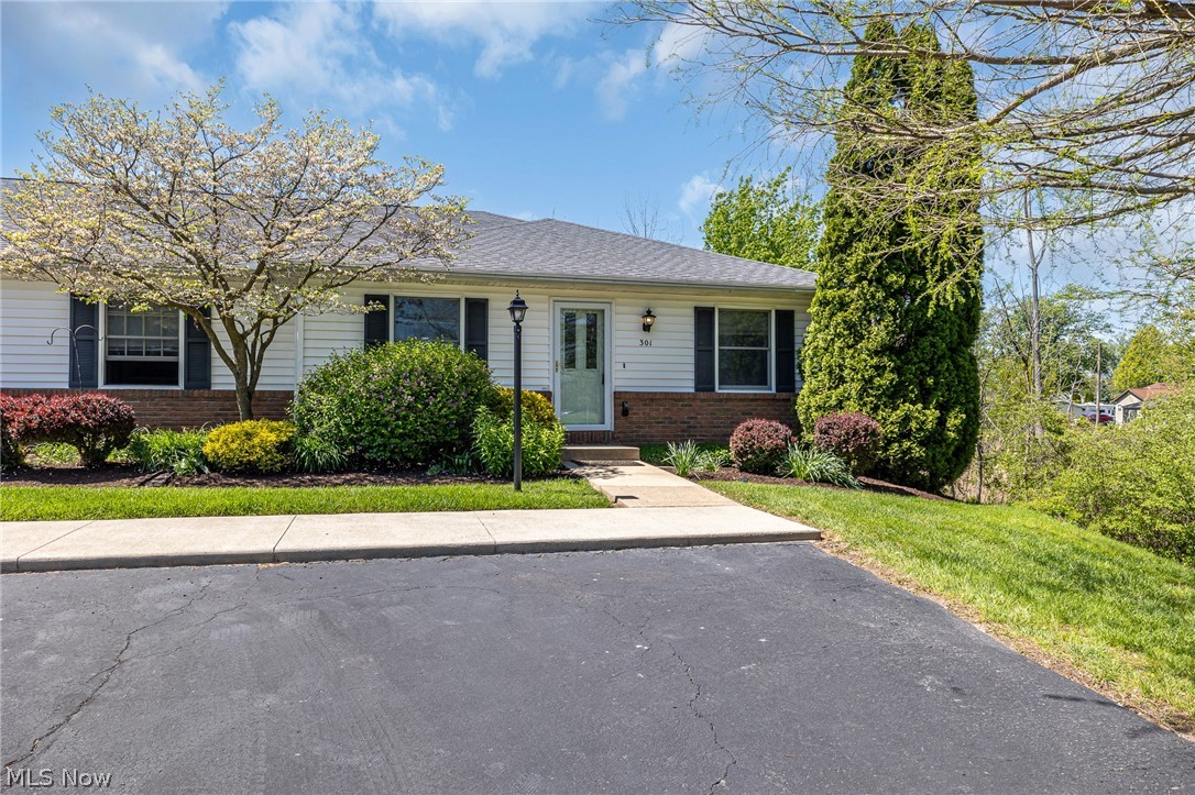 301 Willow Huron OH 44839